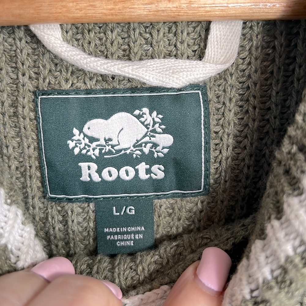 Roots Long Sleeve 100% Cotton Sweater Hoodie size L - Picture 2 of 8